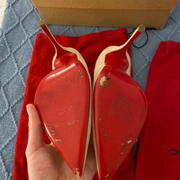 Louboutin Decoltish 100 Veau Velours Sz 39 US 9 B Beige - Picture 4 of 5